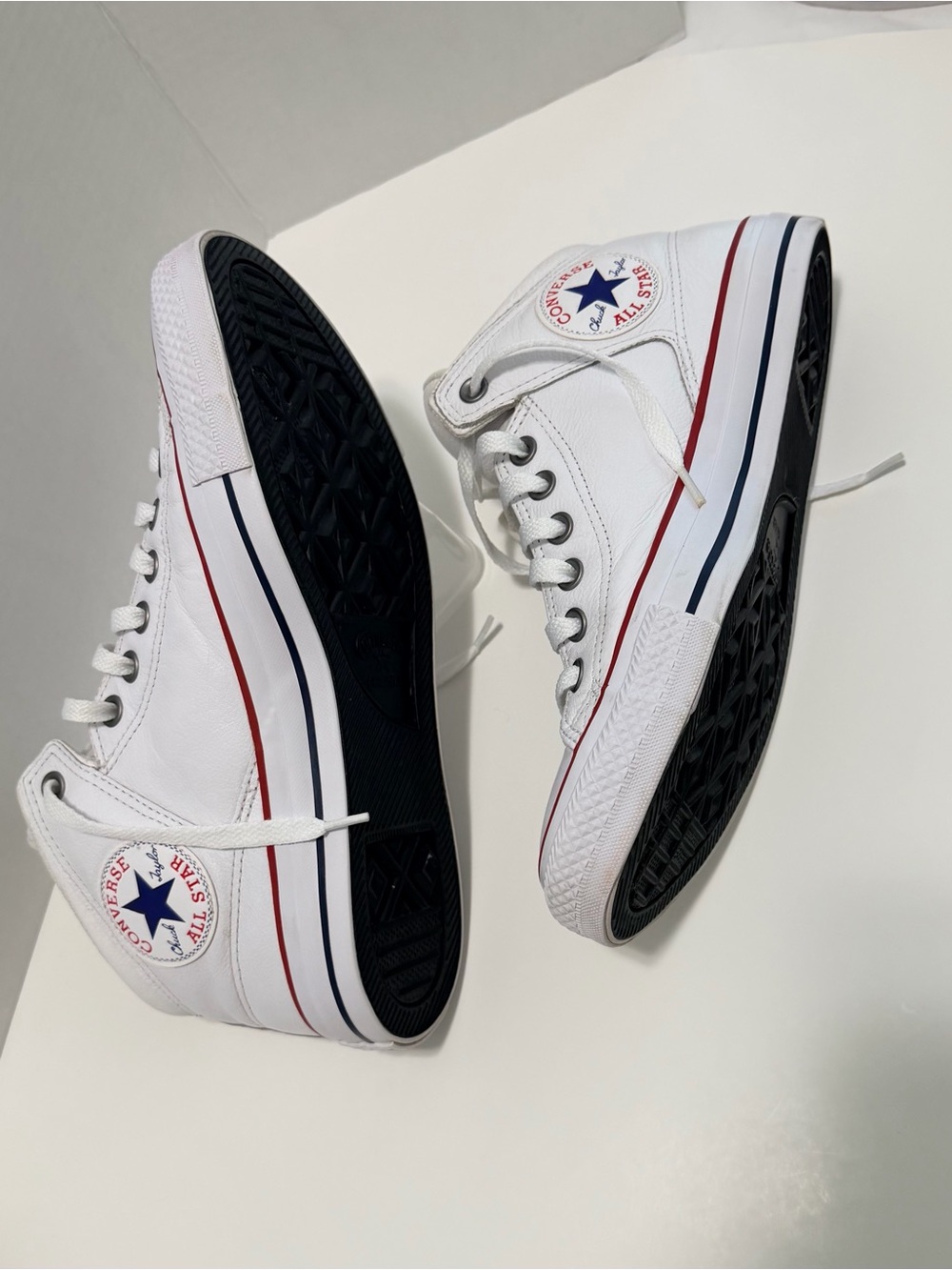 Converse Chuck Taylor All Star High Top Leather White Men’s 8 Women’s 10